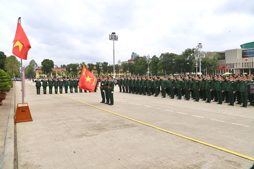Trường Sĩ quan Chính trị: Lễ tuyên thệ cho học viên đào tạo cán bộ chính trị cấp phân đội